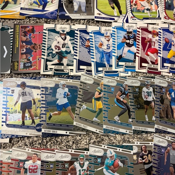 Lot of 110 Panini Absolute Football cards 2019-2025 with rookies and inserts - Picture 6 of 11